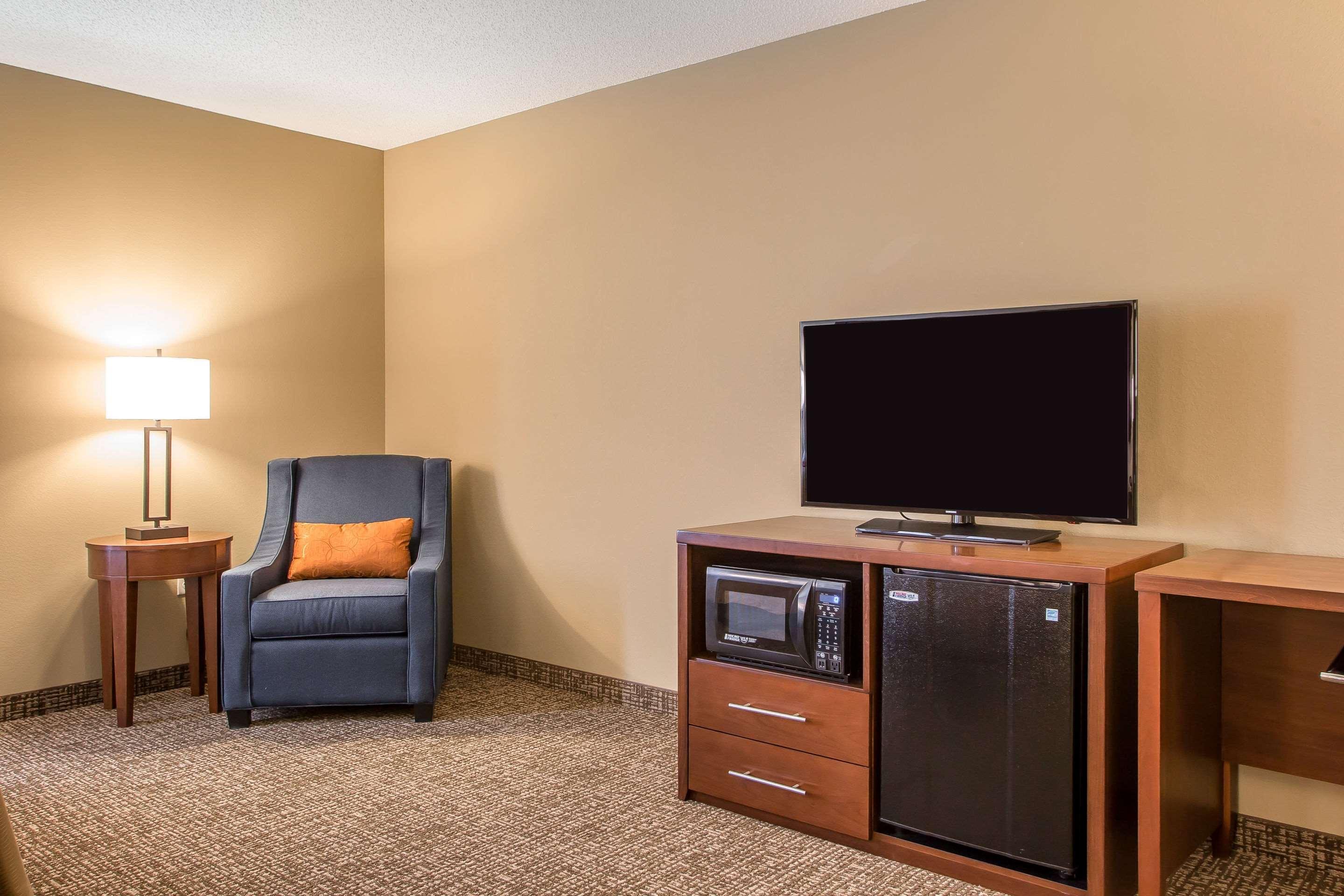 Comfort Inn Pa Turnpike - I-81 Карлайл Экстерьер фото