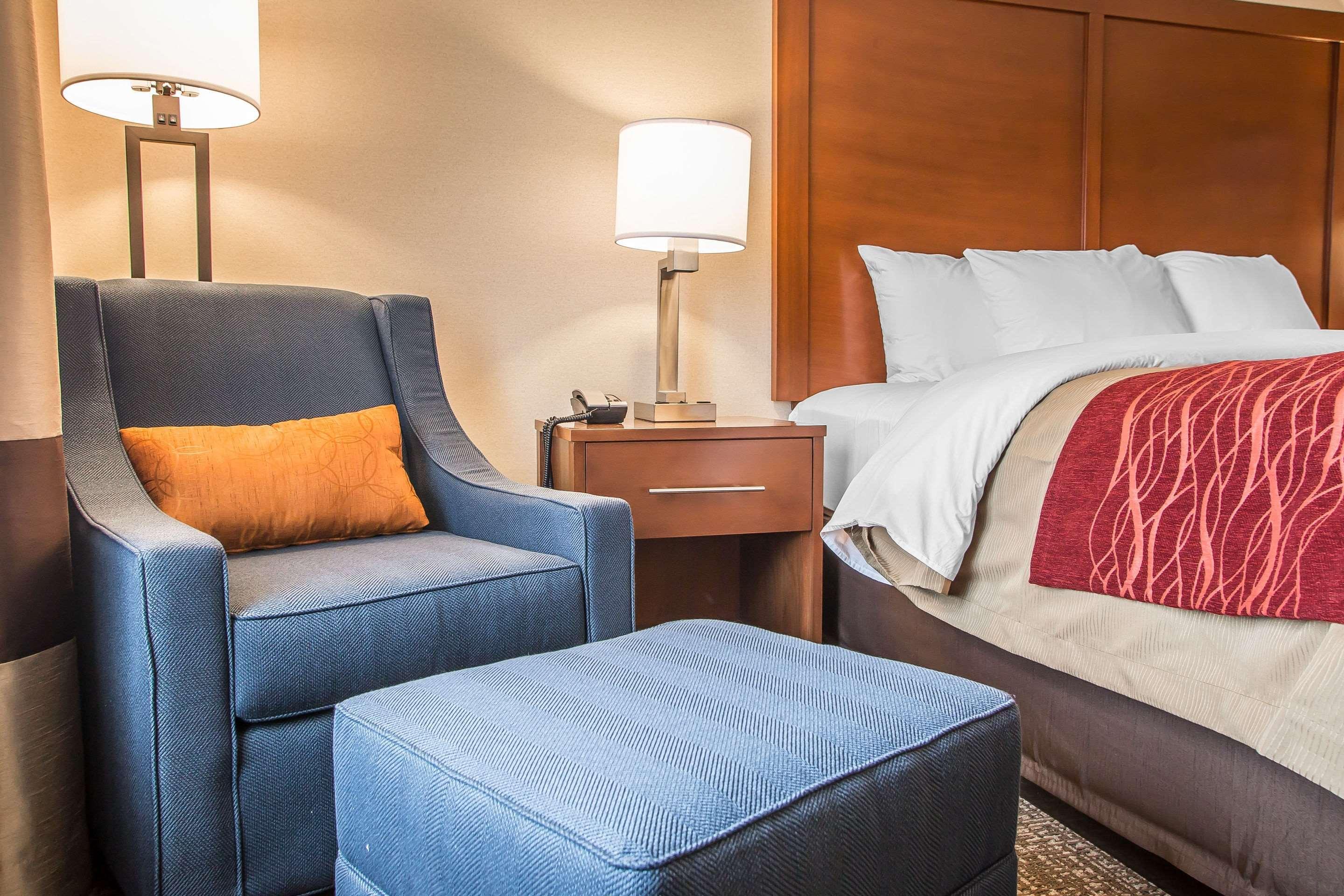 Comfort Inn Pa Turnpike - I-81 Карлайл Экстерьер фото