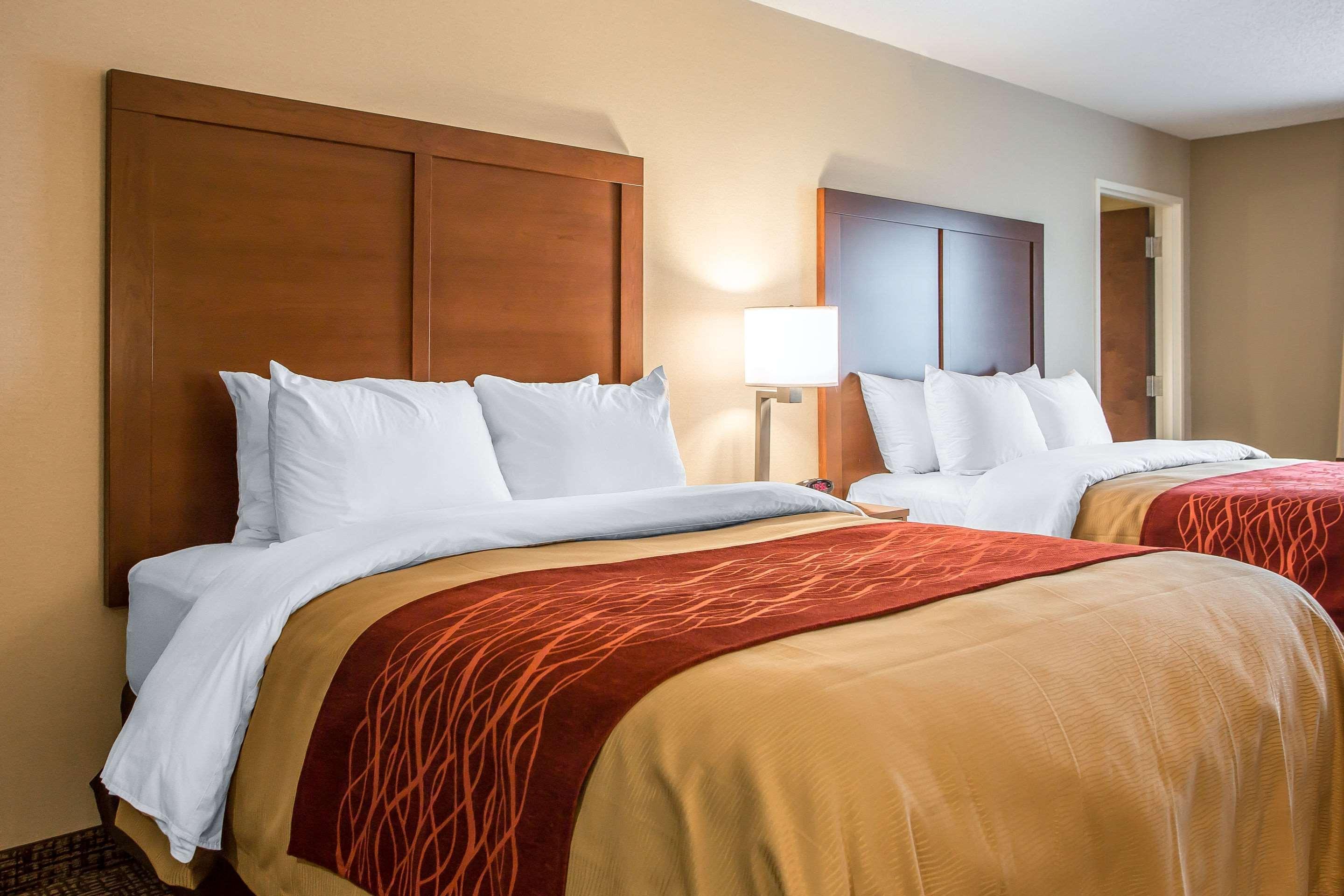 Comfort Inn Pa Turnpike - I-81 Карлайл Экстерьер фото