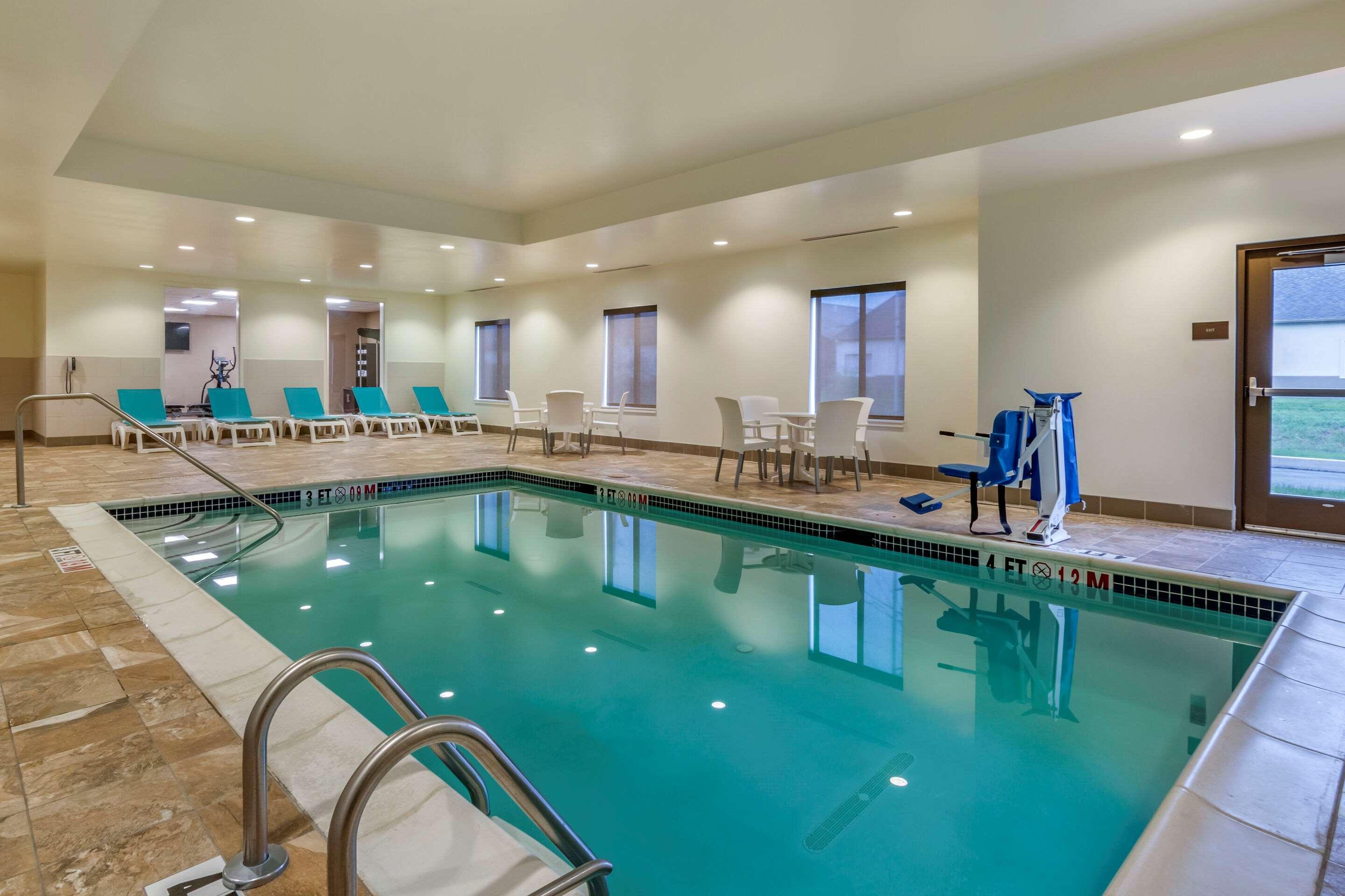 Comfort Inn Pa Turnpike - I-81 Карлайл Экстерьер фото