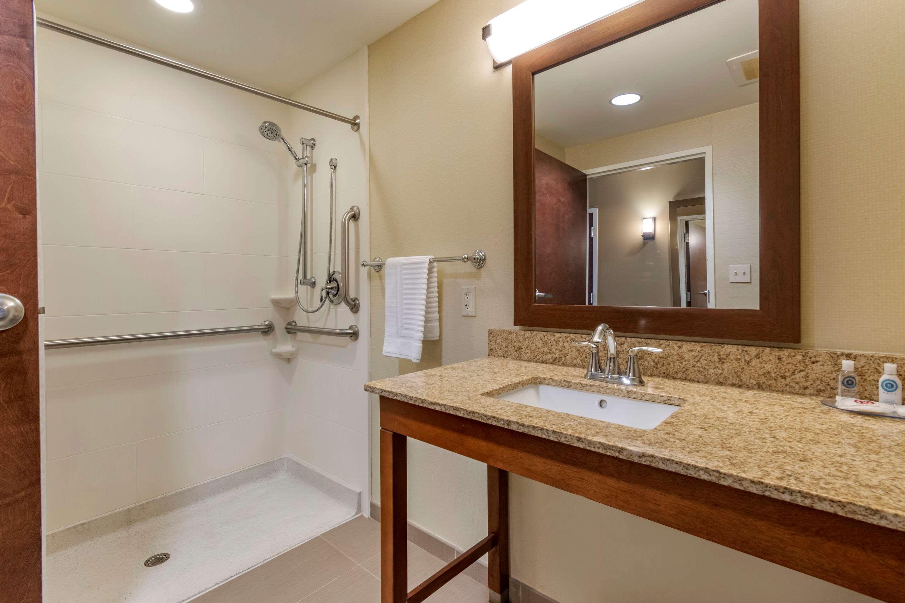 Comfort Inn Pa Turnpike - I-81 Карлайл Экстерьер фото