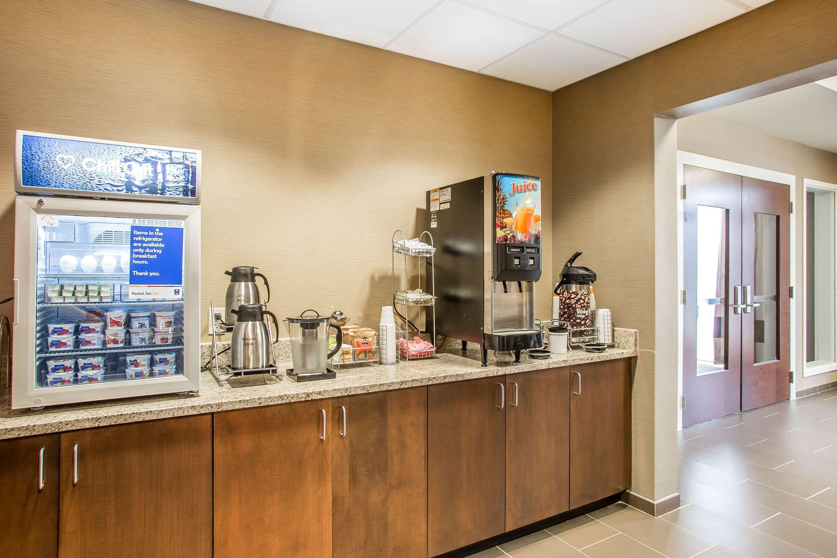 Comfort Inn Pa Turnpike - I-81 Карлайл Экстерьер фото