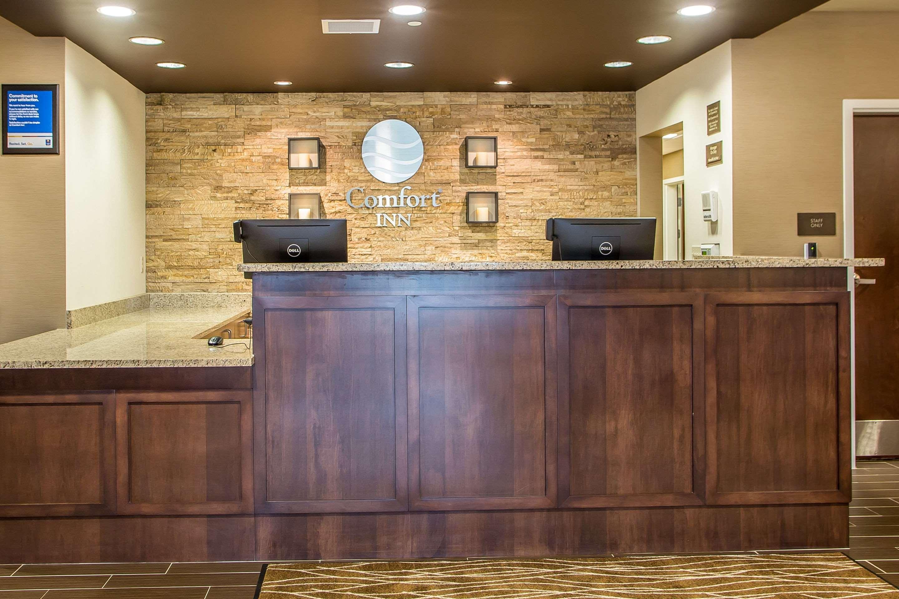 Comfort Inn Pa Turnpike - I-81 Карлайл Экстерьер фото