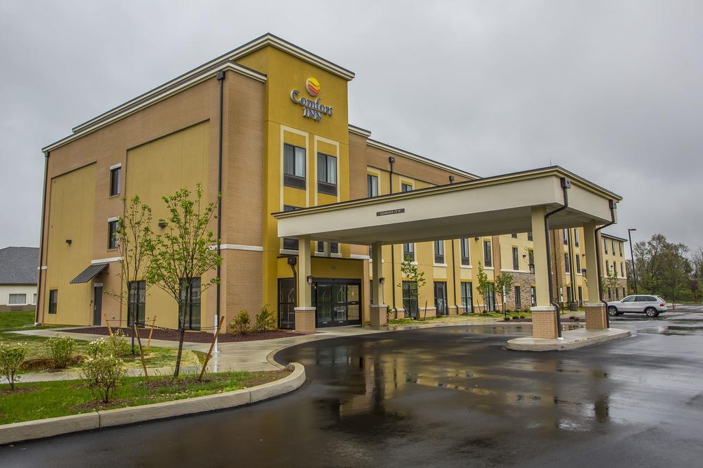 Comfort Inn Pa Turnpike - I-81 Карлайл Экстерьер фото